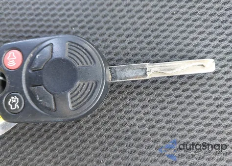 2014 Ford Focus Se z USA, uszkodzony, nr VIN 1FADP3F2XEL379088